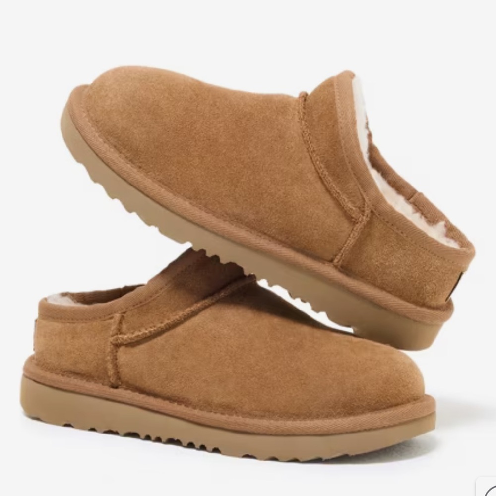 UGG Classic Micro 
$150 Chestnut Suede Slip-On SIZE youth UK5 US6 fits women US8